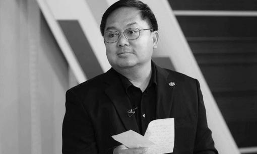 Con trai ông Hoàng Nam Tiến quyết định làm một việc sau lễ an táng ba ở quê nhà Nghệ An