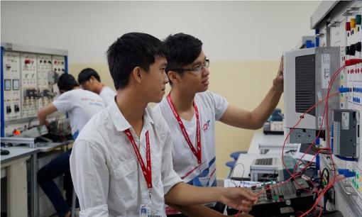 Ngành học có điểm chuẩn 22, không lo thất nghiệp, cơ hội rộng mở, được công ty lớn săn đón từ ghế nhà trường