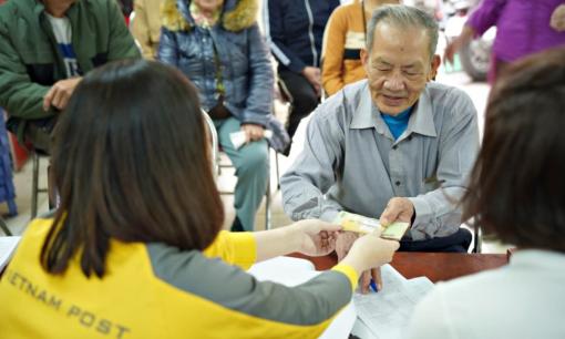 Nghỉ hưu năm 2025, đóng BHXH đủ 24 năm, lương hưu mỗi tháng người lao động được nhận là bao nhiêu?