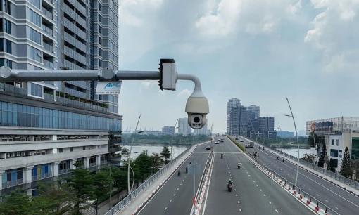 Hàng trăm camera nhận diện biển số tự động sẽ được lắp đặt để kiểm soát khí thải, xe không đạt chuẩn ở TPHCM