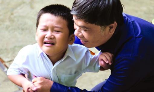 Cha mẹ có con học giỏi sẽ có 5 tư duy này, điểm thứ 2 tưởng dễ nhưng rất ít người làm được