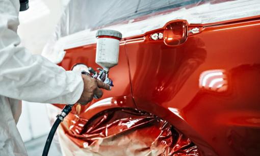 Tự ý đổi màu sơn ô tô, chủ xe có thể bị phạt bao nhiêu tiền theo Nghị định 168? Xe ô tô thay đổi màu sơn xe có đổi lại giấy đăng ký xe không?