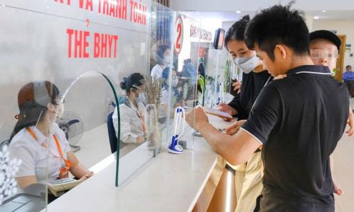Nhiều thay đổi về quyền lợi BHYT với bệnh nhân ngoại trú trái tuyến, người dân cần lưu ý