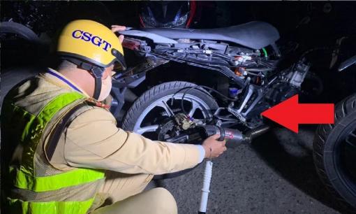 Theo Quy định mới nhất, từ nay xe máy không có bộ phận này sẽ bị phạt tới 3.000.000 đồng