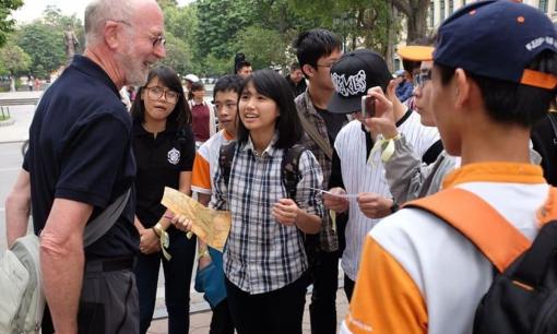 Google Dịch thêm tính năng phiên dịch trực tiếp, du lịch nước ngoài giờ không lo 'rào cản' ngôn ngữ