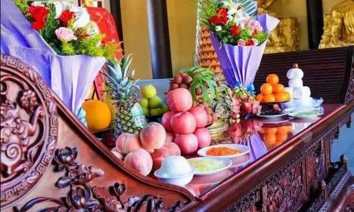 Việc cúng dường hai loại quả này cho Đức Phật là điều cấm kỵ. Đó là sự bất kính đối với 'Đức Phật'. Nhiều người không biết điều này! 