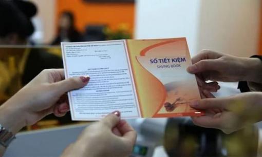 Sổ tiết kiệm có chuyển khoản được không, gửi ngân hàng cần lưu ý gì?