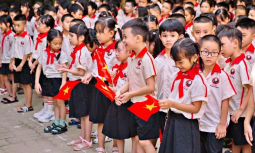 Học sinh vẫn phải đóng những khoản nào dù đã được miễn học phí?