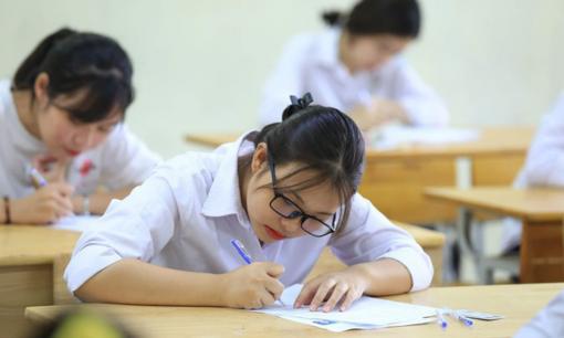 Thí sinh vừa đỗ đại học đã muốn bỏ, thi lại ngành... y chang, thầy giáo Hà Nội than: 'Nghĩ gì khi đặt nguyện vọng?'