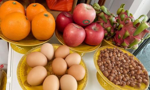 Trái cây dâng trên bàn thờ nên bày mấy quả để được cát tường, hút lộc? Số lẻ hay số chẵn? Cẩn thận làm sai tổn hại phúc khí