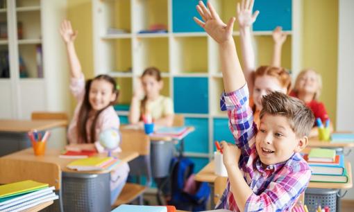 Việc chọn chỗ ngồi trong lớp cho trẻ em có quan trọng không? Giáo viên chủ nhiệm: Vị trí ngồi ảnh hưởng đến kết quả học tập 