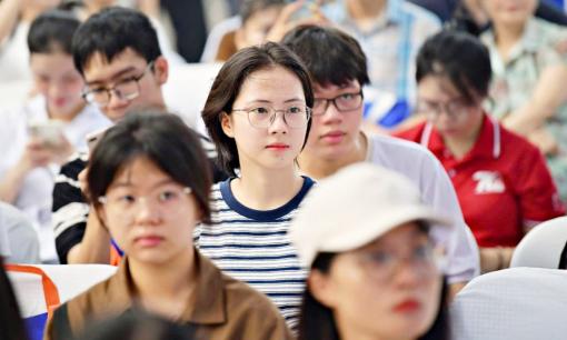 Vì sao nhiều đại học top đầu, ngành 'hot' phải tuyển bổ sung thí sinh?