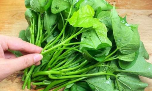 Loại rau xưa người Việt hay cho lợn ăn, nay sang nước ngoài thành mặt hàng đắt đỏ, bán hơn 1 triệu/kg