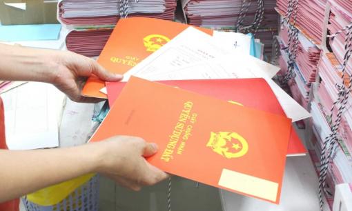 Trường hợp đặc biệt nào được giảm 80% tiền sử dụng đất khi làm sổ đỏ lần đầu?