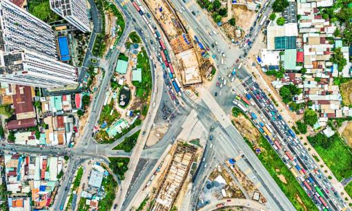 Nút giao 3.400 tỷ, hiện đại độc đáo bậc nhất TP.HCM sắp thông xe cầu vượt, hầm chui