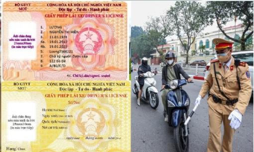 Người đi xe máy phải đổi Bằng lái xe theo mẫu mới năm 2025 nếu không sẽ bị phạt đến 6.000.000 đồng theo quy định, đúng không?