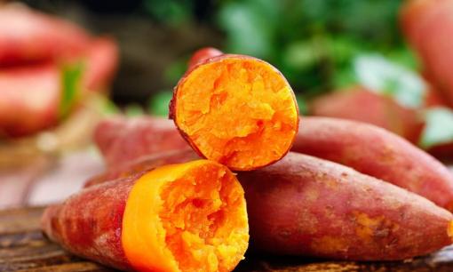 Bác sĩ khuyên: Ngoài không ăn quá nhiều khoai lang và bí ngô? Người cao tuổi còn nên hạn chế ăn 4 loại thực phẩm này