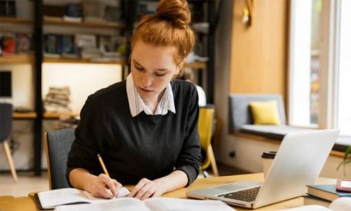 Khám phá dịch vụ viết luận án tiến sĩ uy tín tại Tri Thức Cộng Đồng