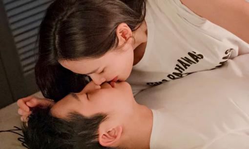 Khảo sát gây sốc: Gen Z có tần suất quan hệ tình dục thấp hơn cả các cụ 61 - 79 tuổi