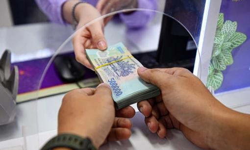 Người đang hưởng lương hưu qua đời, số thân nhân được hưởng trợ cấp tuất hằng tháng tối đa mấy người?