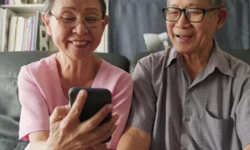 Dù giàu hay nghèo thì đến tuổi trung niên cũng đừng 'keo kiệt' với 4 khoản tiền này, càng tiêu càng lãi