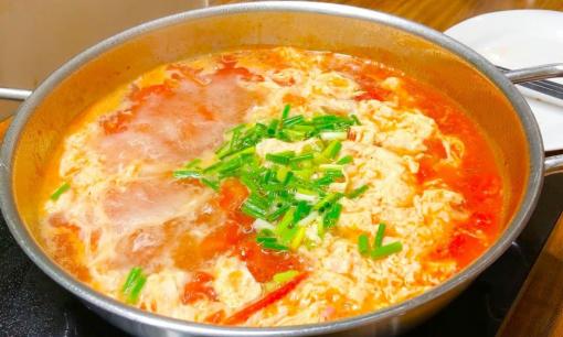 Cách nấu canh trứng cà chua thơm ngon, đừng vội đổ nước trực tiếp, dạy bạn một mẹo nhỏ, canh trứng đẹp mắt và ngon