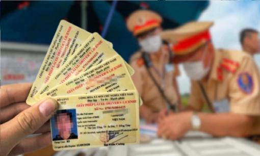 Ai có thẩm quyền phục hồi điểm giấy phép lái xe? Trình tự và thủ tục phục hồi điểm giấy phép lái xe hiện nay ra sao?