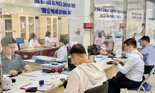 Từ 1/10: 25 thủ tục hành chính thiết yếu chính thức không nhận hồ sơ giấy, người dân làm thủ tục bằng cách sau
