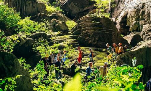 Tỉnh nào duy nhất Việt Nam sở hữu Di sản thiên nhiên thế giới xuyên biên giới cùng siêu hang động lớn nhất thế giới?