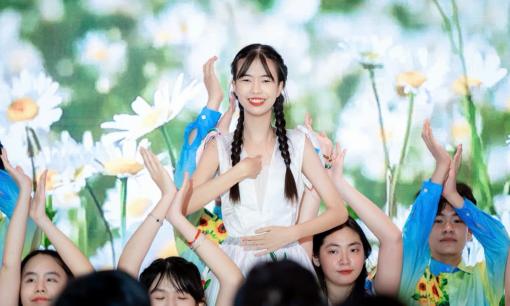 Ươm mầm nụ cười: Niềm tin và động lực vượt lên cuộc sống