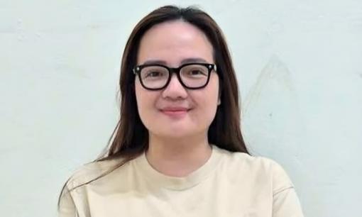 Tiến sĩ tội phạm học chỉ ra lý do tại sao Hoàng Hường lại cười khi bị khởi tố? 