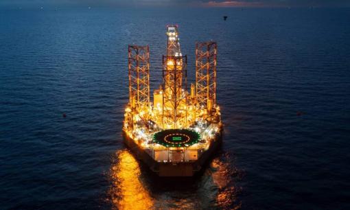 Năm 2022 phát hiện mỏ 'vàng đen' lớn nhất thế giới, trị giá 117 tỷ USD, nhưng tại sao đến nay vẫn không ai 'dám đụng'