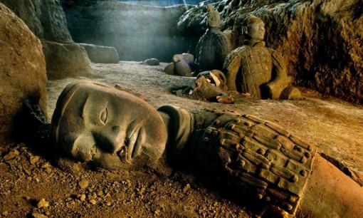 Số phận kỳ lạ không thể lý giải của những người đầu tiên phát hiện ra lăng mộ Tần Thủy Hoàng gây ám ảnh