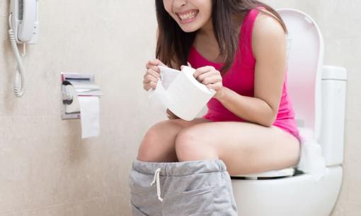 Tuổi thọ có liên quan đến tần suất đại tiện không? Nghiên cứu đã phát hiện: Những người có tuổi thọ cao thường có tần suất đại tiện vào khoảng này mỗi ngày