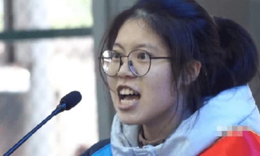 Nữ sinh 20 tuổi kiện Sở Giáo dục vì thi ĐH đạt Á khoa toàn quốc nhưng vẫn bị đánh trượt, đòi bồi thường 3.000 đồng