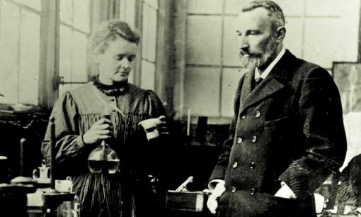 Gia đình đạt nhiều giải Nobel nhất trong lịch sử khoa học: 6 thành viên giành 5 giải Nobel