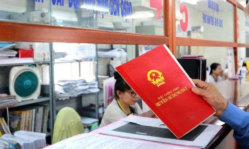 Từ nay đến 31/12/2025: Làm ngay 1 việc với sổ đỏ để tiết kiệm hàng trăm triệu đồng