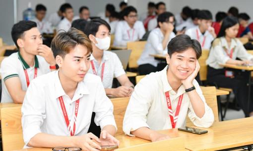 Ngành học của tương lai sẽ rất hot ở năm 2030: 91% lãnh đạo doanh nghiệp Việt muốn tuyển, có trường đầu tư cơ sở đào tạo gần 700 tỷ đồng