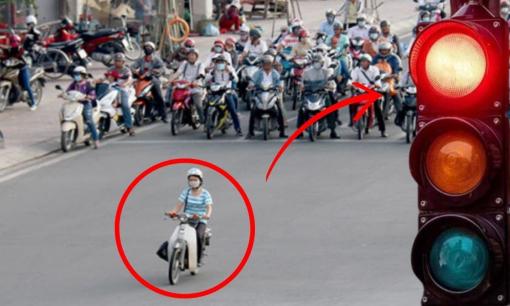 Trường hợp nào vượt đèn đỏ không bị CSGT xử phạt?