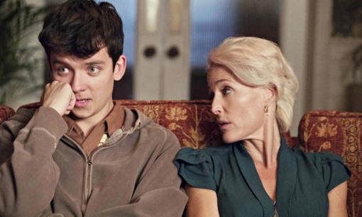 Xem xong phim Sex Education, vợ chồng tôi phải mở cuộc họp gia đình khẩn cấp trước khi tổ ẩm tan vỡ