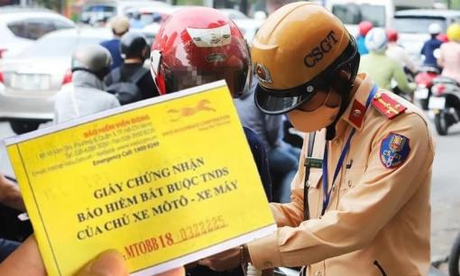 Người dân đã mua Bảo hiểm xe máy bắt buộc vẫn có thể bị CSGT xử phạt nếu không làm việc này, biết kẻo mất tiền