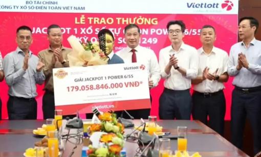 Chủ nhân giải độc đắc Vietlott hơn 179 tỷ đồng chính thức lộ diện