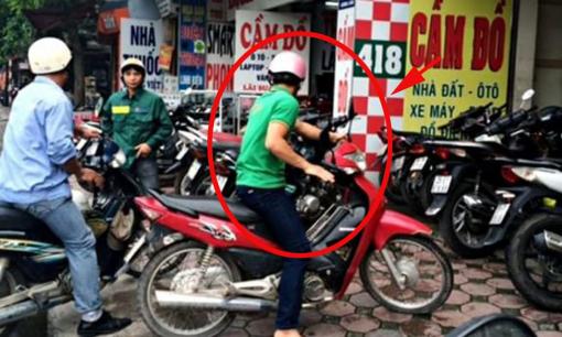 Người mượn xe rồi mang đi cầm cố, chủ xe có thể làm gì để đòi lại tài sản hợp pháp?