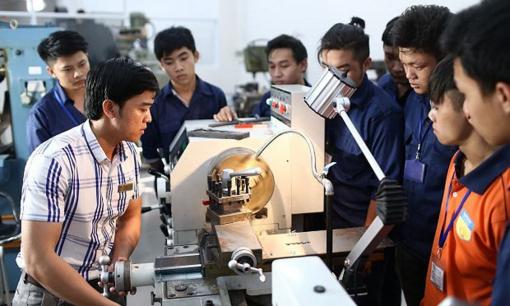 Ngành nghề phù hợp dành cho nam giới: Không lo 'ế việc', thu nhập trung bình lên tới 2,4 tỷ đồng/năm