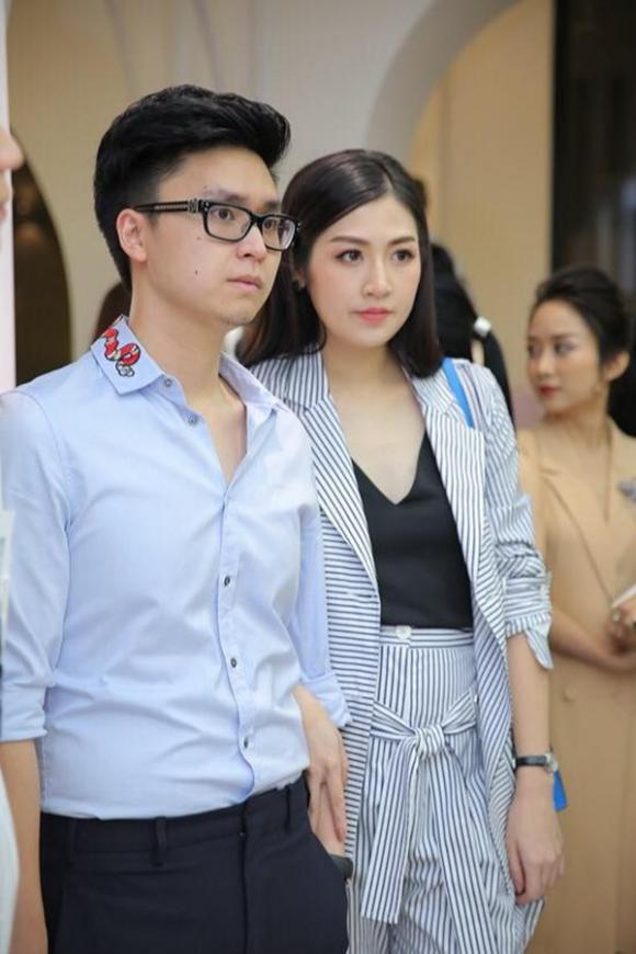 á hậu Tú Anh, sao Việt