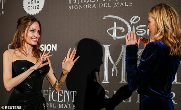 Angelina Jolie, sao Hollywood, phim Maleficent: Mistress Of Evil
