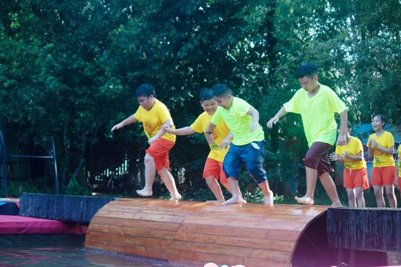 nhoc-cung-sieu-dang-bo-sung-1110-5-ngoisao.vn-w580-h387 1 Nhóc cưng siêu đẳng, Gameshow dành cho thiếu nhi