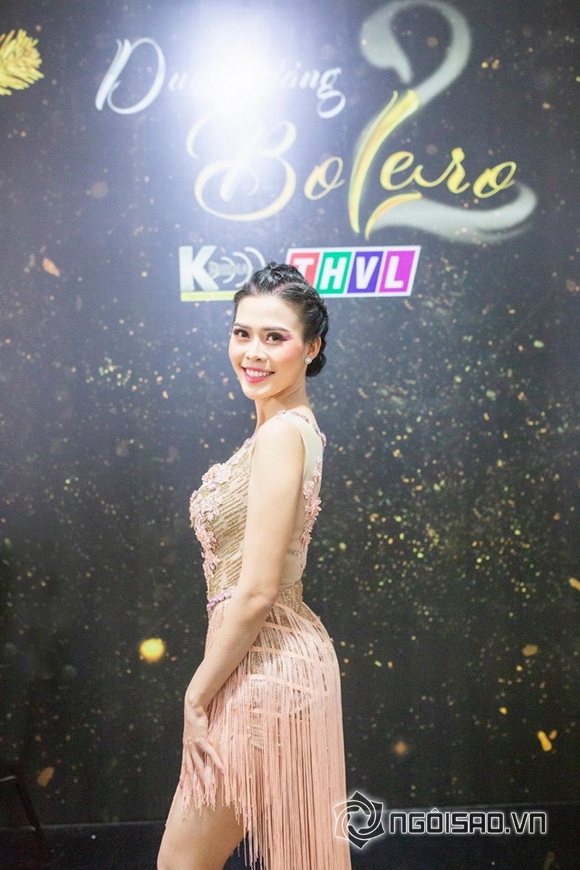 thi-phuong-1310-6-ngoisao.vn-w580-h870 3 Duyên dáng Bolero, Á hậu Thi Phượng