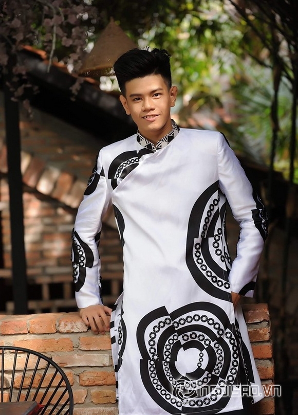 dai-su-ao-dai-1610-6-ngoisao.vn-w580-h807 1 Đại sứ áo dài Việt Nam 2019, Đêm chung kết Đại sứ Áo dài