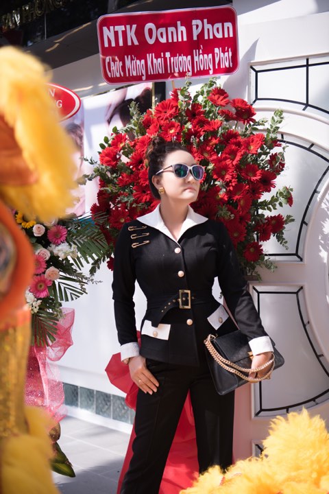 ntk-oanh-phan-1710-6-ngoisao.vn-w480-h720 1 NTK Oanh Phan, Hoàng My Collection
